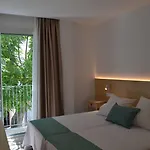 Hotel Oasis