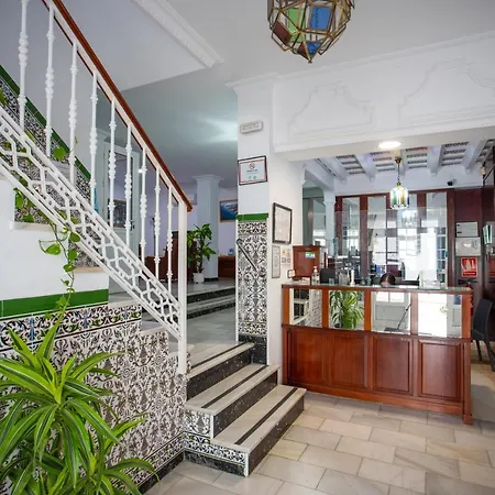 绿洲酒店 酒店 科尼尔-德拉弗龙特拉