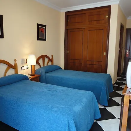 Oasis Hotel Conil De La Frontera