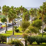 Oasis מלון קוניל דה לה פרונטרה